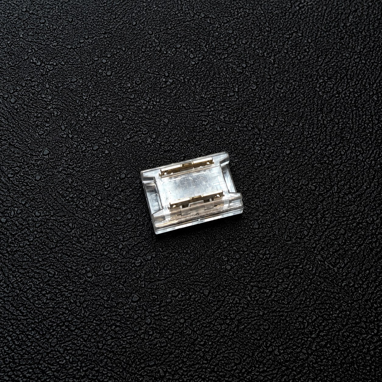 Single Colour COB Strip-to-Strip Connector – 2 Pin, 8mm – Pack of 10 – product image 2