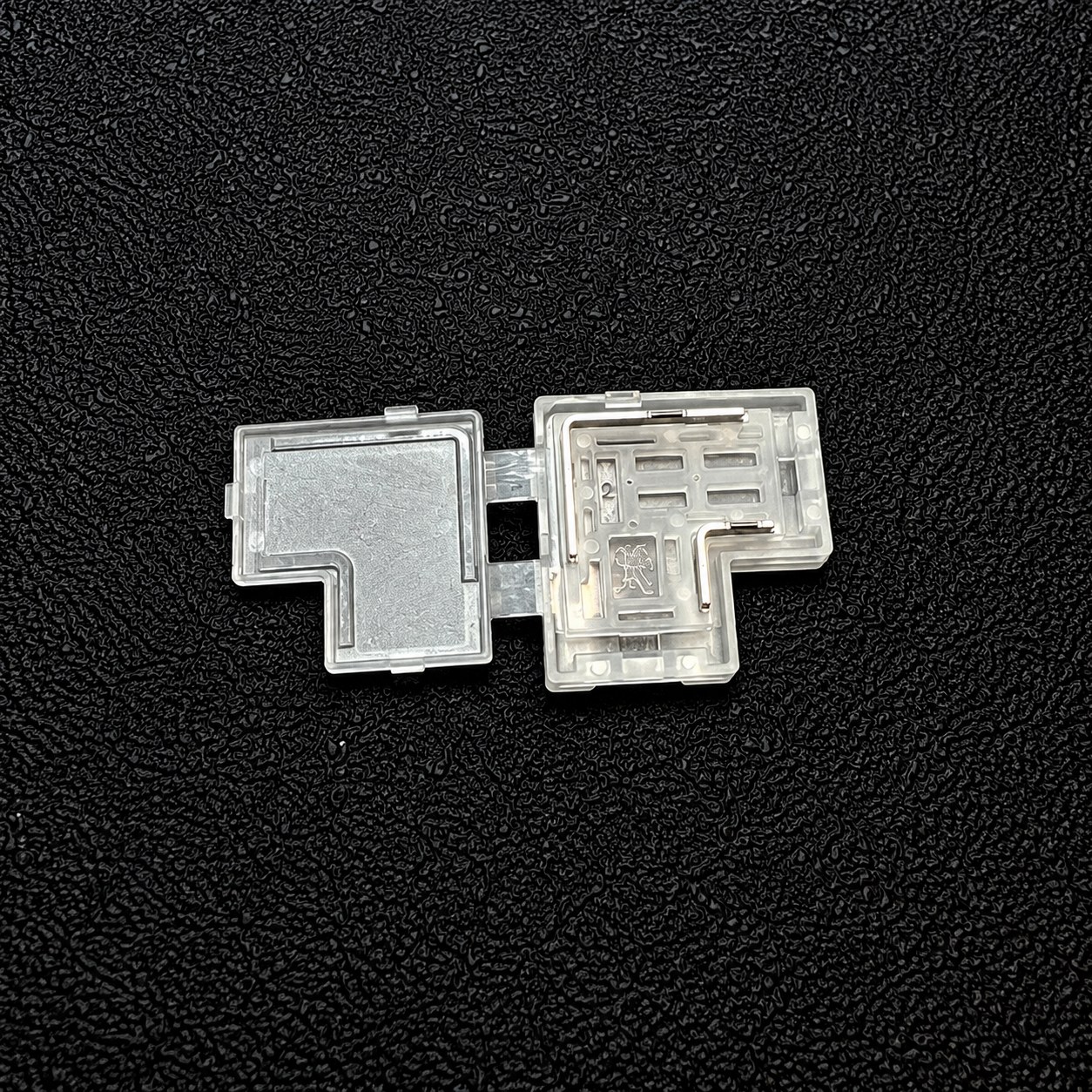 Single Colour COB T Connector – 2 Pin, 10mm – Pack of 10 – product image 2